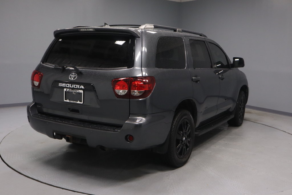 Used 2019 Toyota Sequoia TRD Sport w/ TRD Sport Premium Package AWD/4WD image 8