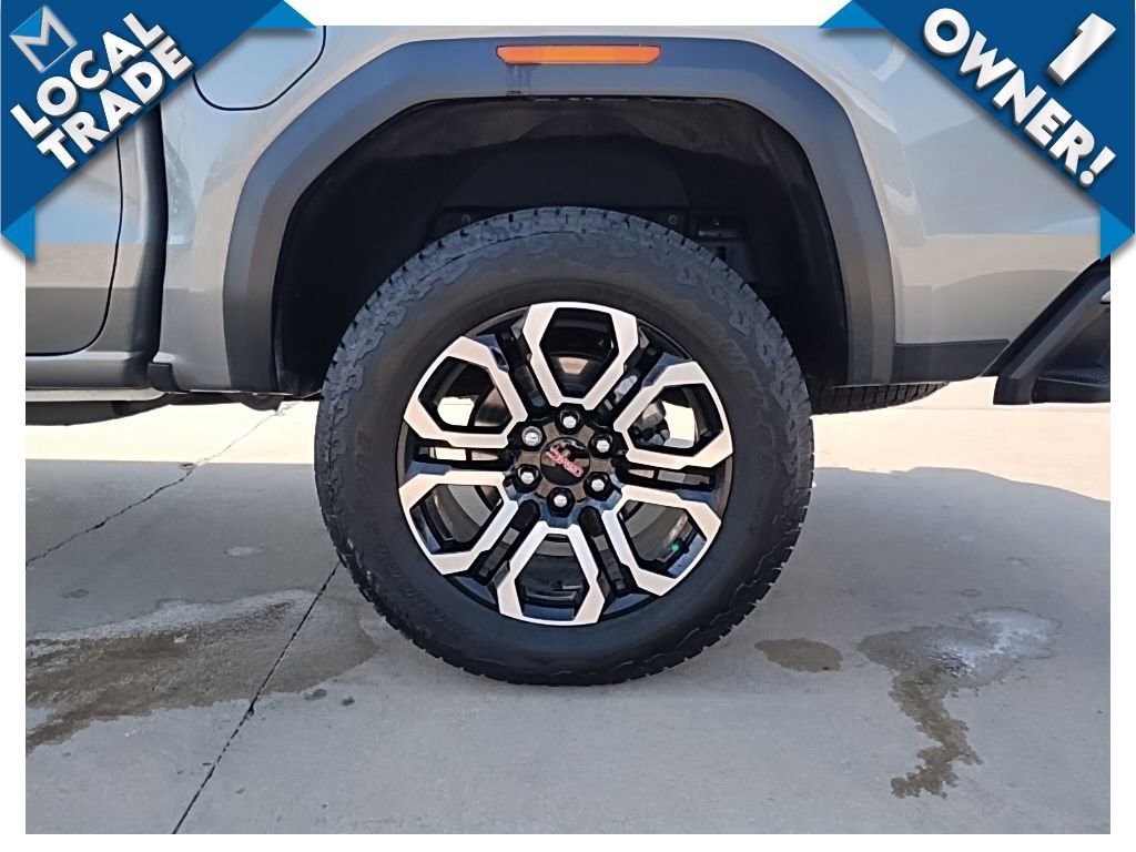 Used 2025 GMC Canyon AT4 w/ Nightfall Edition AWD/4WD image 16