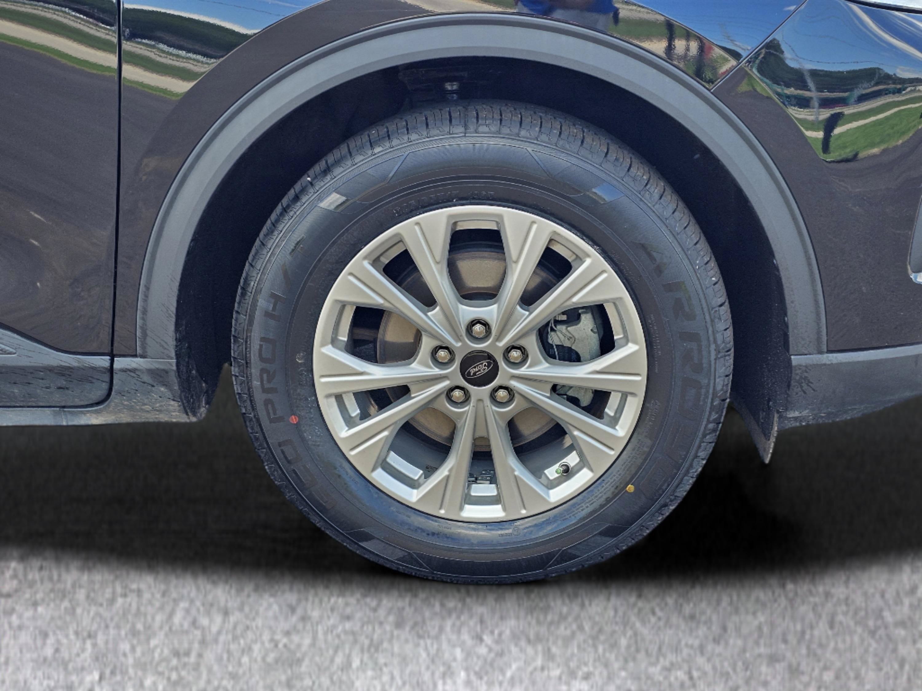 Used 2025 Ford Escape Active w/ Tech Pack #1 FWD image 6