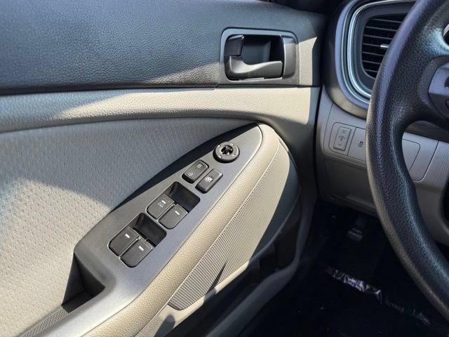Used 2014 Kia Optima LX FWD image 28