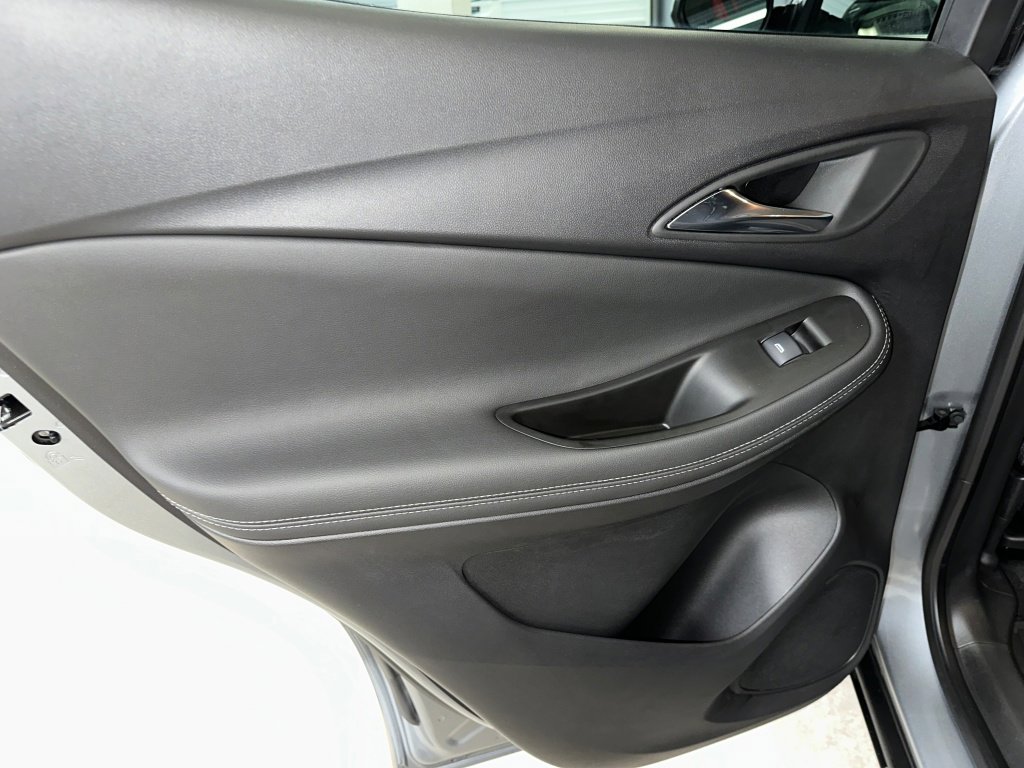 Certified 2023 Buick Encore GX Preferred w/ Cold Weather Comfort Package image 17