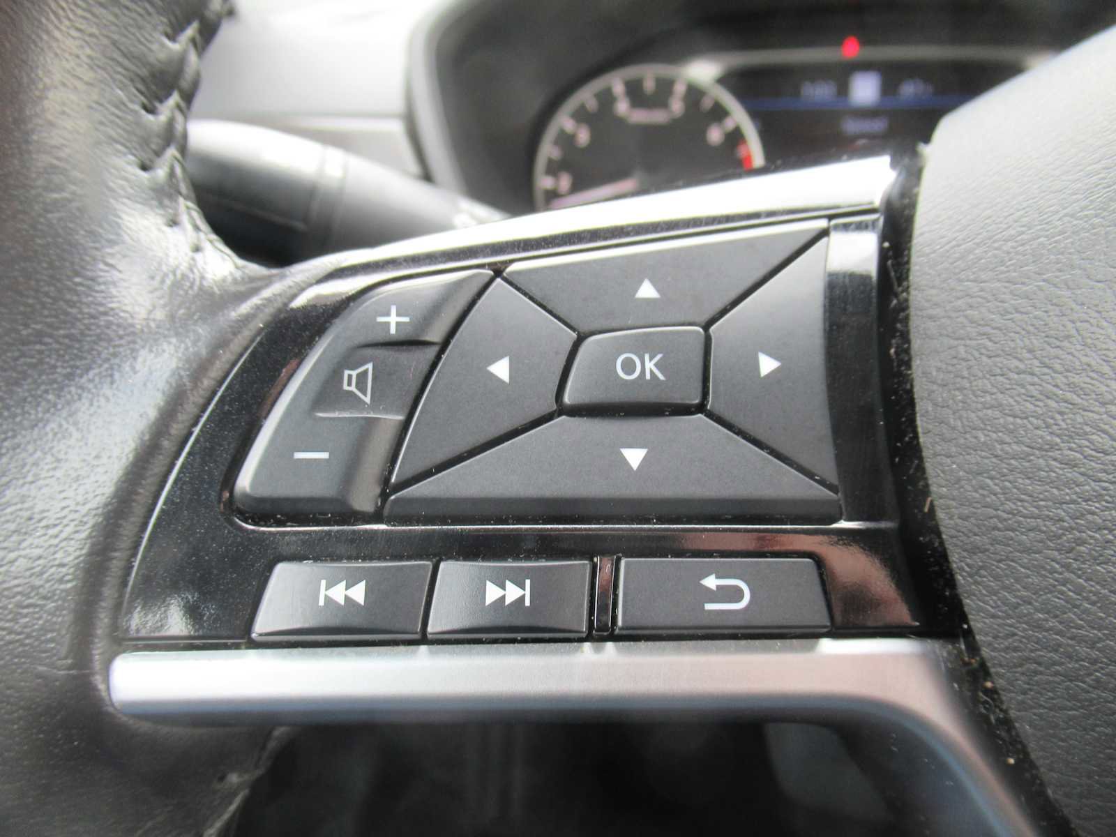 Used 2024 Nissan Altima 2.5 SV w/ SV Premium Package image 23