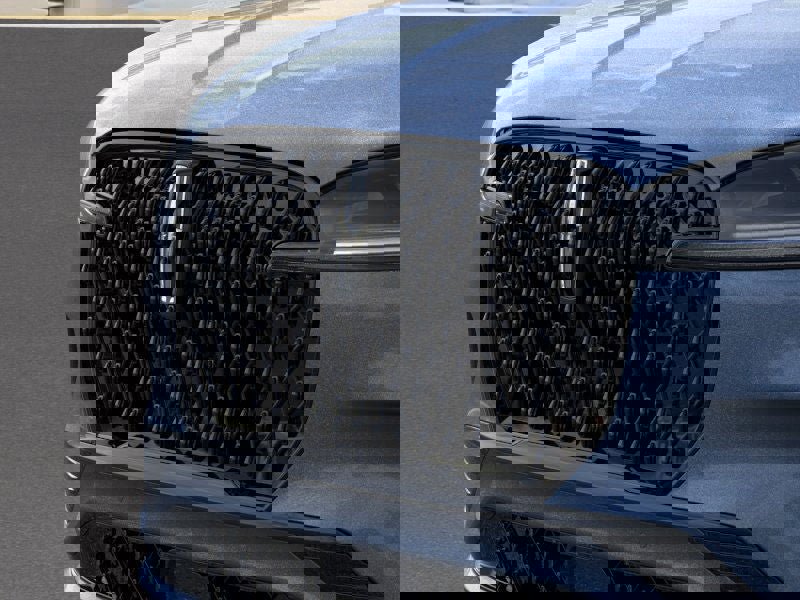 New 2026 Lincoln Aviator AWD w/ Jet Appearance Package image 17