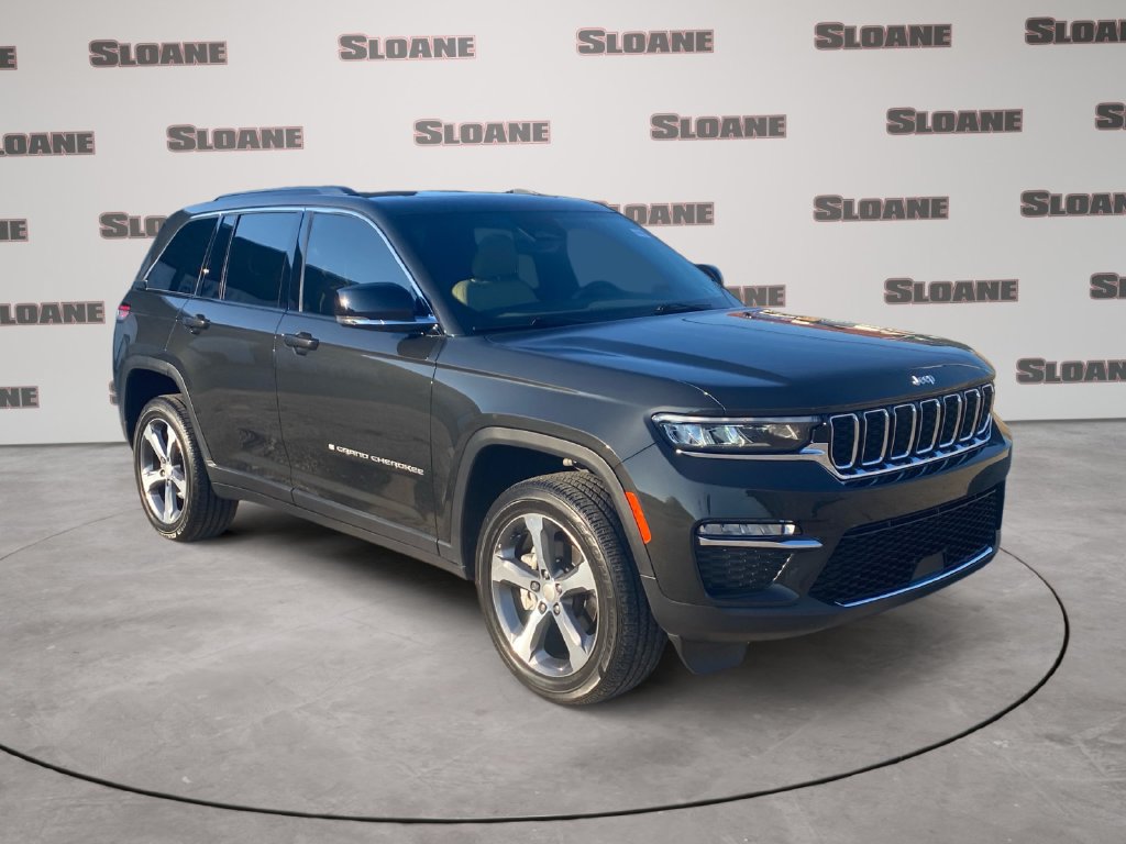 Used 2024 Jeep Grand Cherokee Limited AWD/4WD image 7