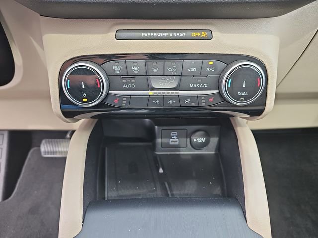 Used 2022 Ford Escape SEL w/ Technology Package image 29