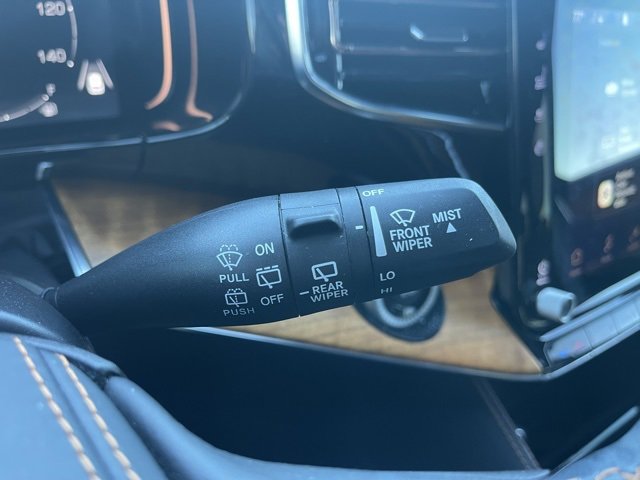 Used 2023 Jeep Grand Wagoneer L Series III w/ Rear Seat Video Group 1 image 25