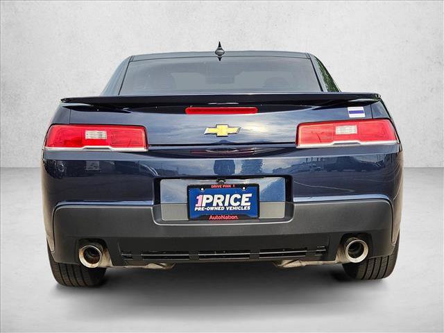Used 2015 Chevrolet Camaro LS RWD image 4