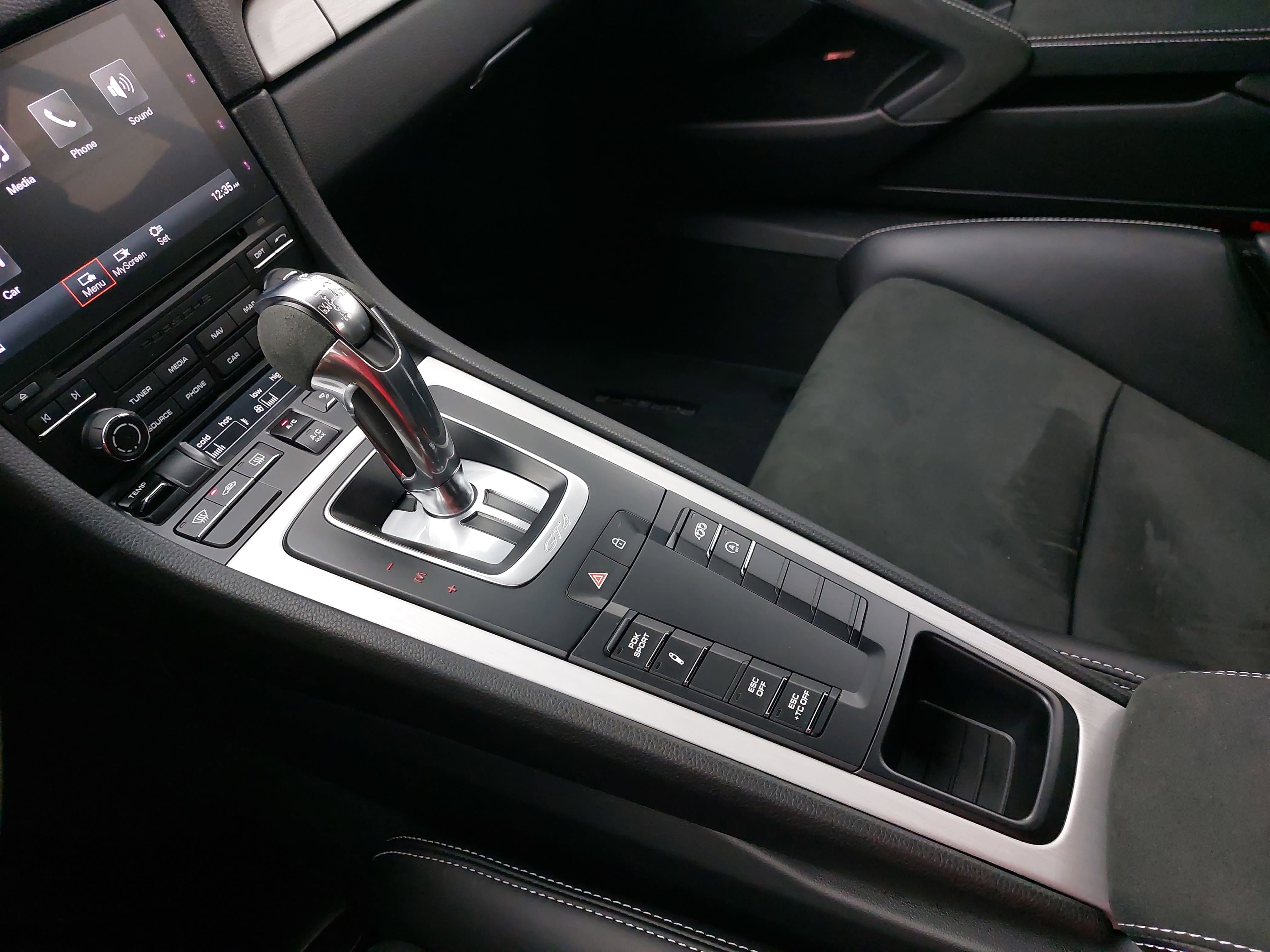 Certified 2022 Porsche 718 Cayman GT4 RWD image 20