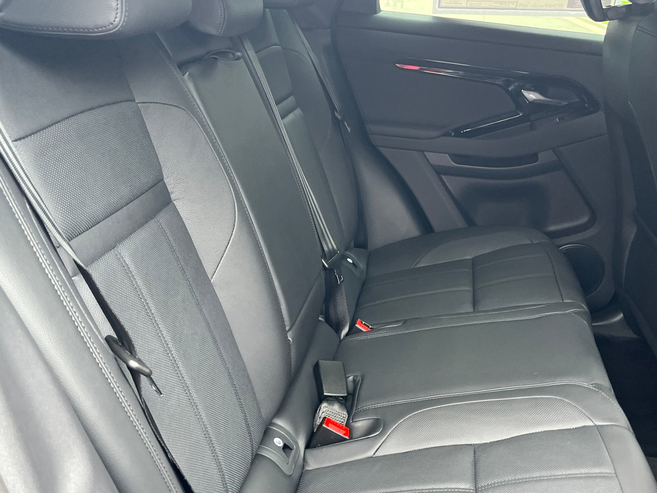 New 2026 Land Rover Range Rover Evoque Dynamic SE image 19