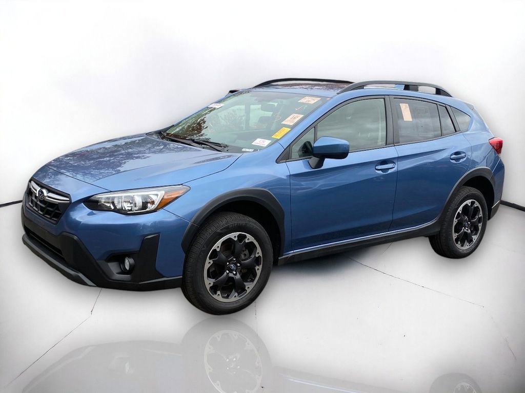 Used 2022 Subaru Crosstrek 2.0i Premium image 2