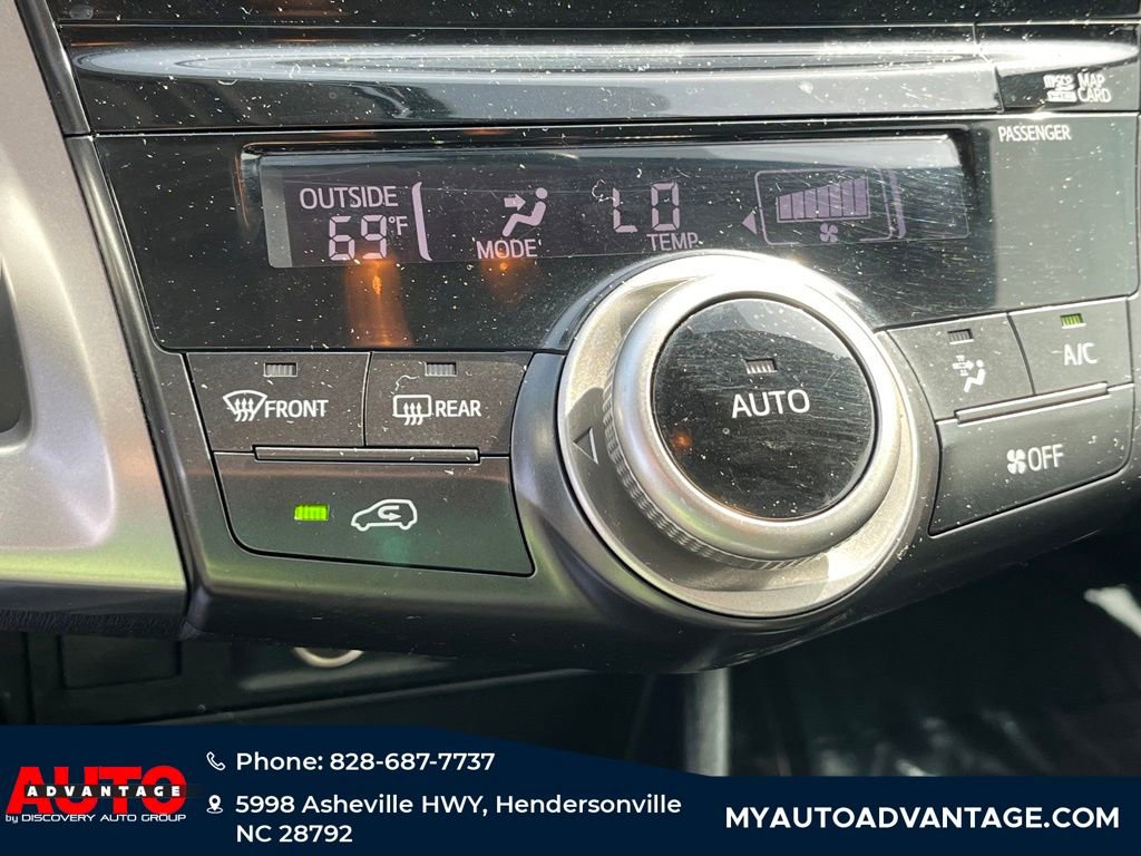 Used 2015 Toyota Prius V Three image 18