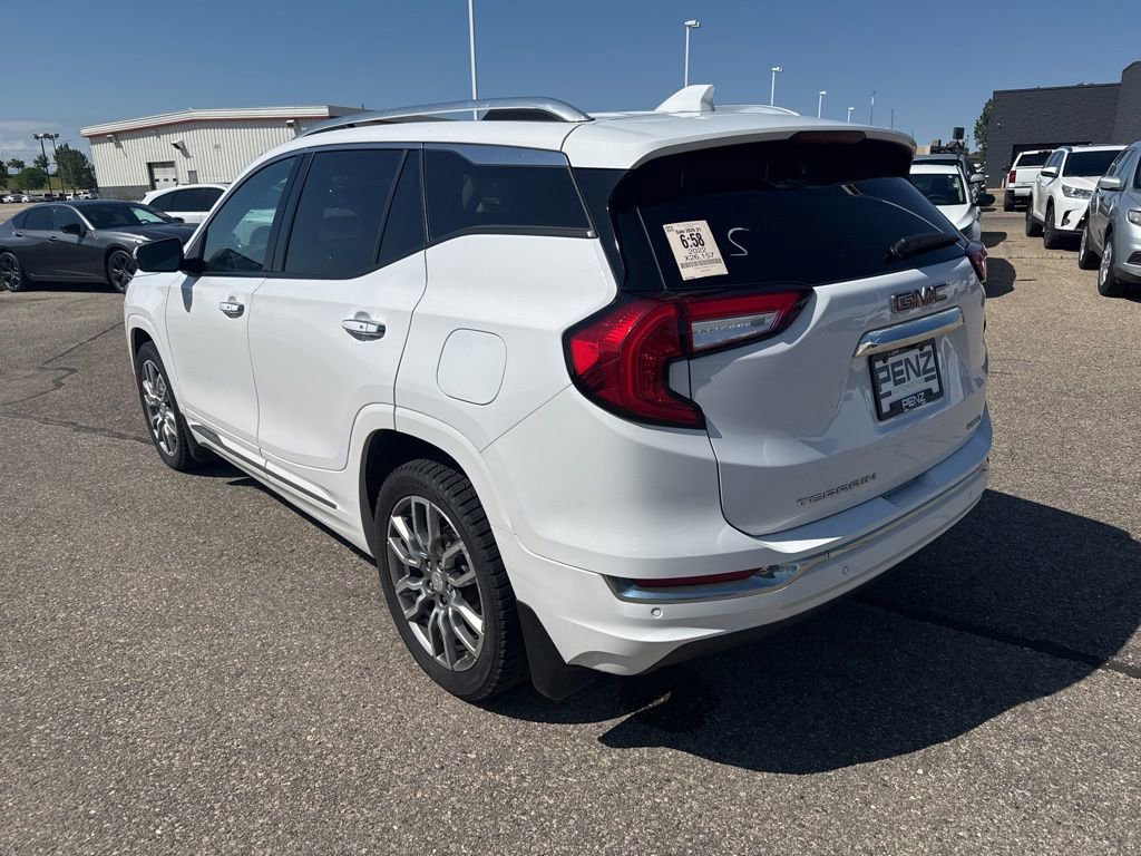 Used 2022 GMC Terrain Denali w/ LPO, Floor Liner Package AWD/4WD image 5