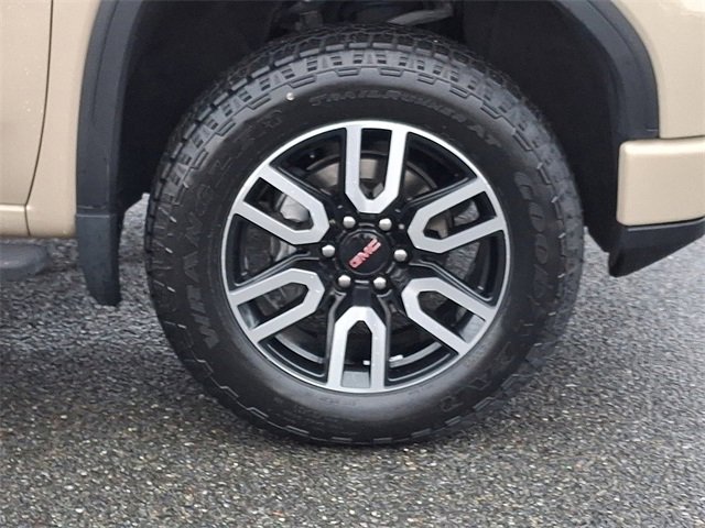 Used 2023 GMC Sierra 1500 AT4 w/ AT4 Preferred Package image 8