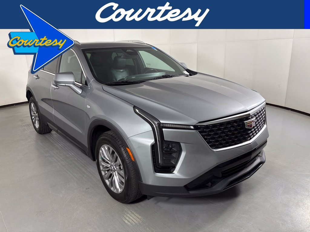 Used 2024 Cadillac XT4 Premium Luxury FWD image 1