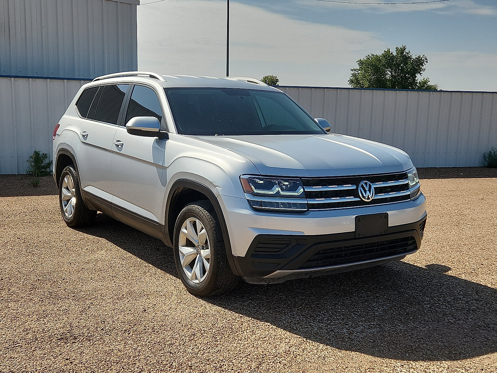 Used 2018 Volkswagen Atlas S FWD image 6