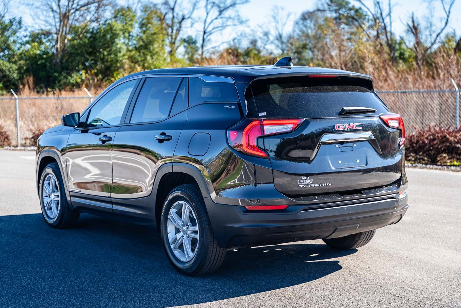 Used 2024 GMC Terrain SLE image 10