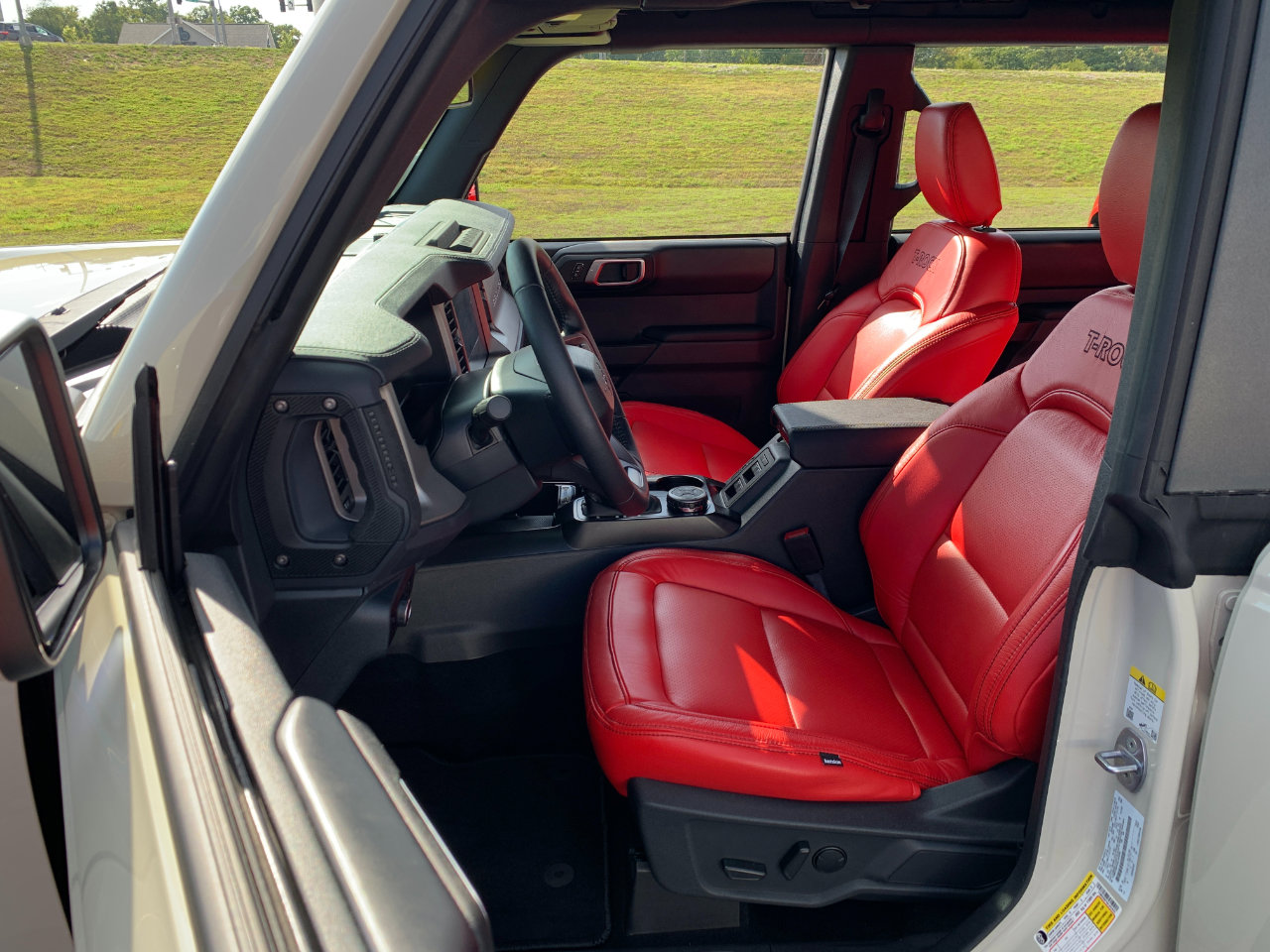 Used 2025 Ford Bronco Outer Banks w/ Sasquatch Package image 51