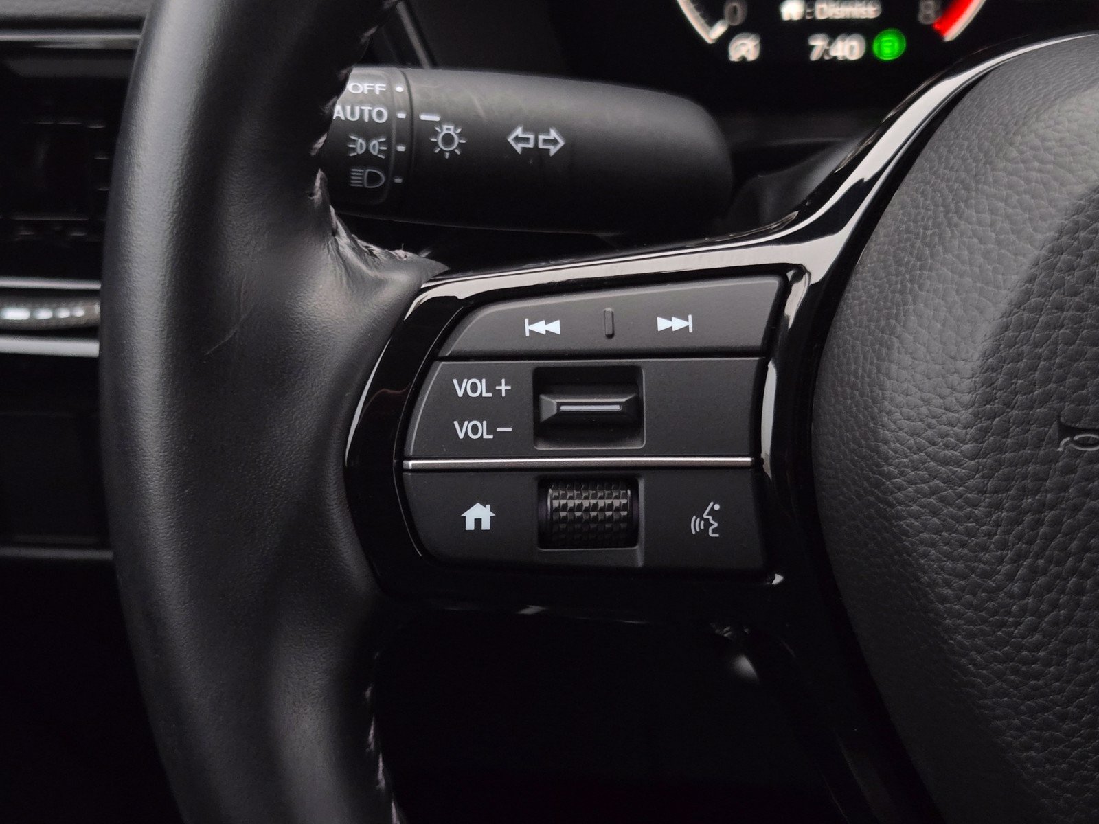 Used 2025 Honda CR-V EX-L image 23