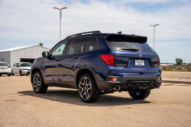 Used 2023 Honda Passport Elite image 5