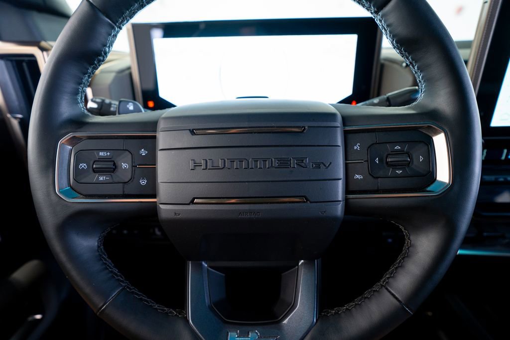 Used 2025 GMC Hummer EV 3X image 32