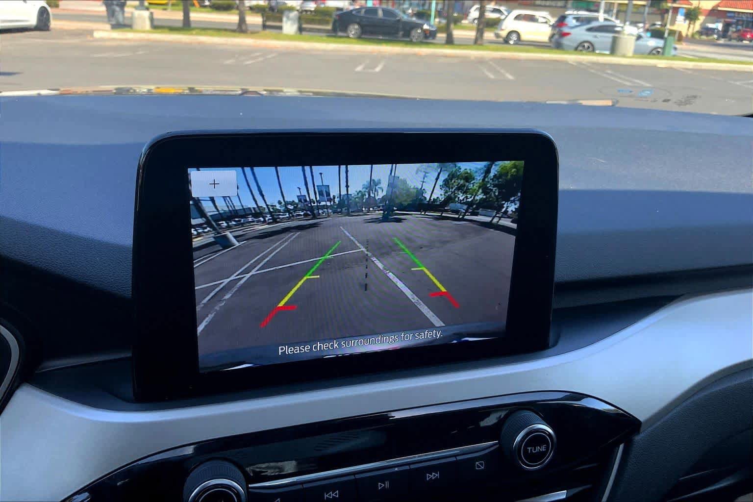 Used 2020 Ford Escape SE image 22