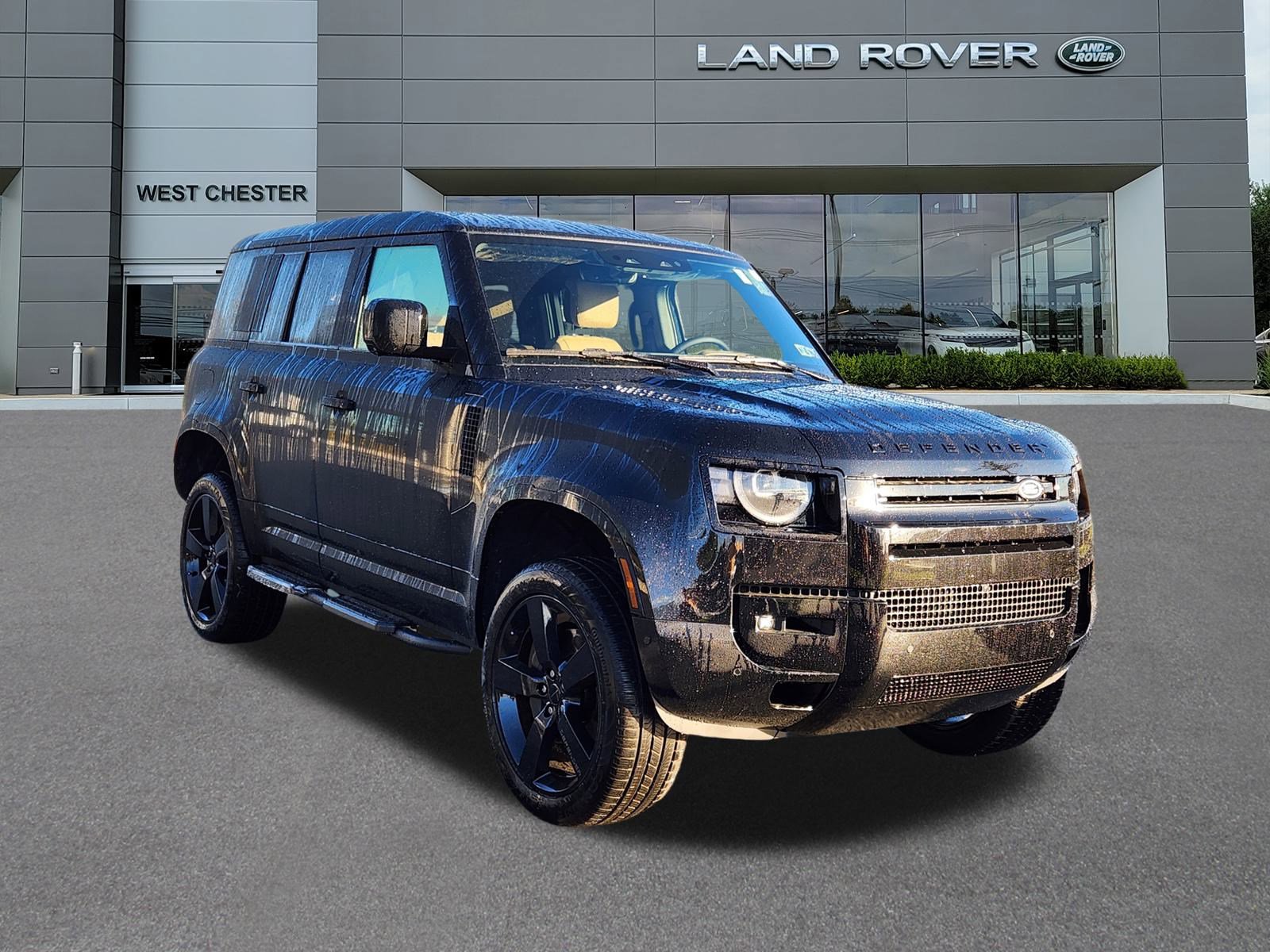 New 2026 Land Rover Defender 110 X-Dynamic SE image 2