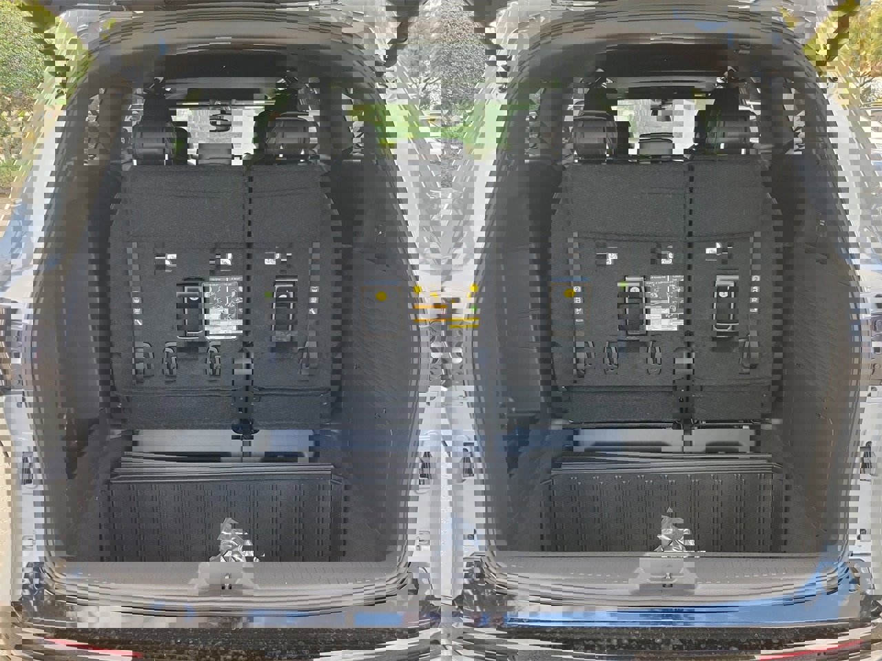 New 2026 Toyota Sienna XSE image 9