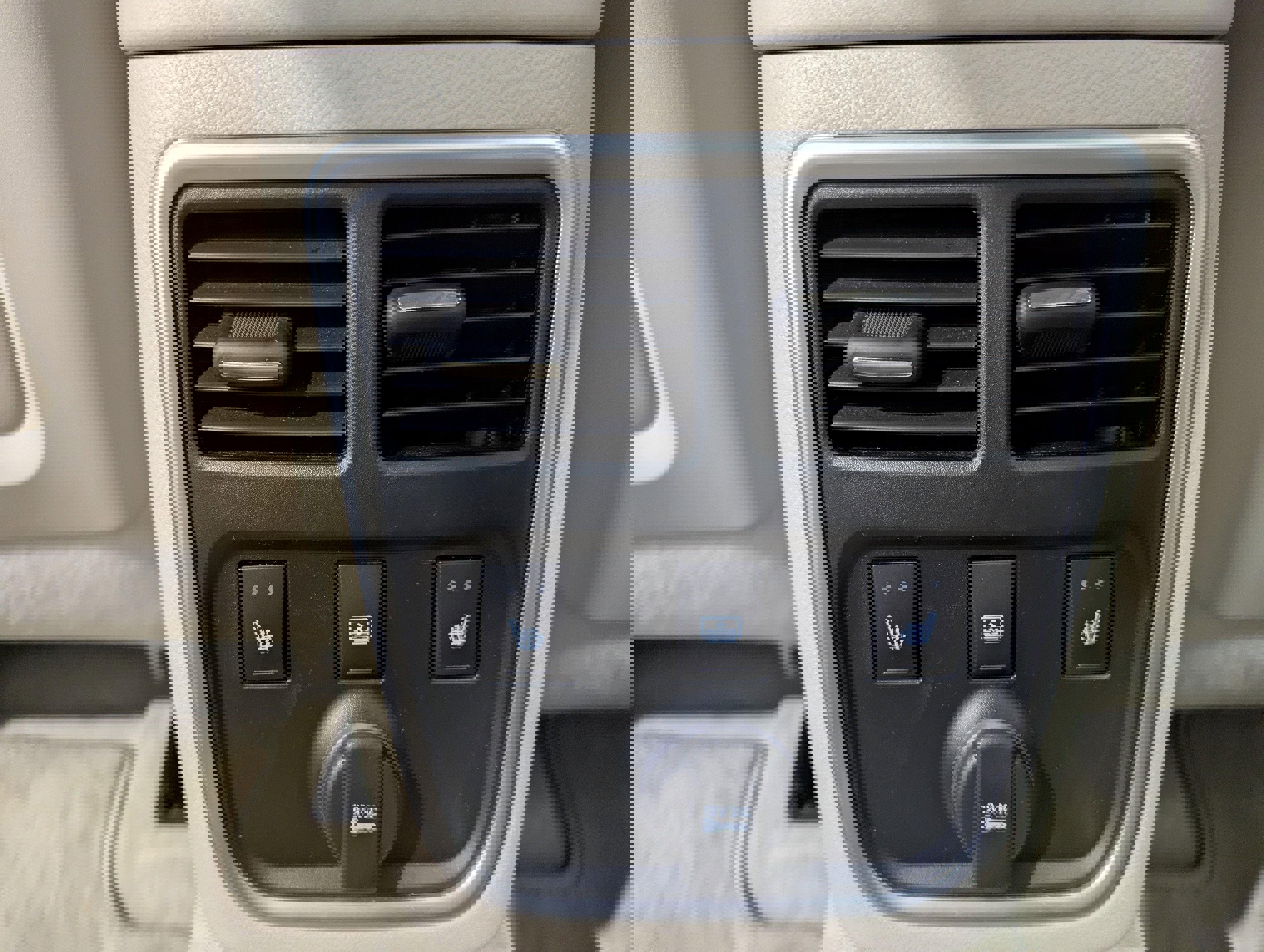 Used 2013 Chrysler 300 C w/ Light Group image 11