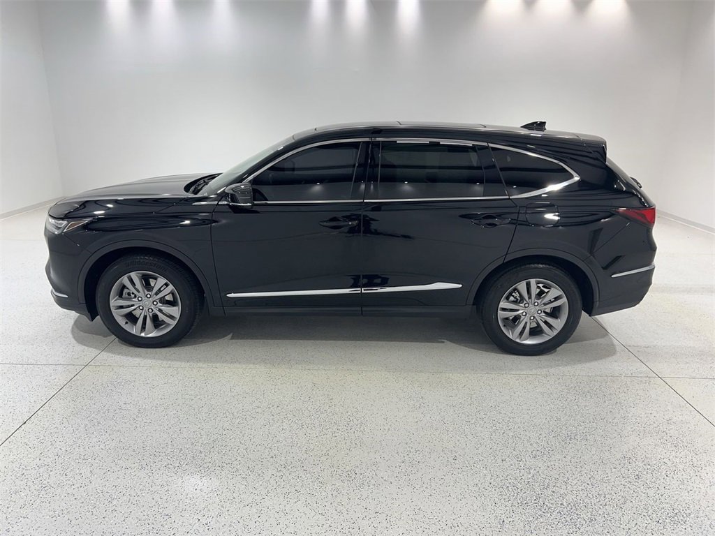 Used 2023 Acura MDX SH-AWD image 1