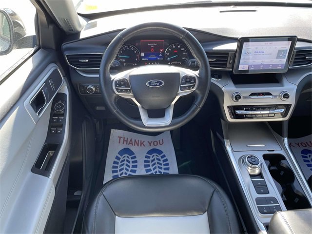 Certified 2022 Ford Explorer XLT w/ Equipment Group 202A image 13