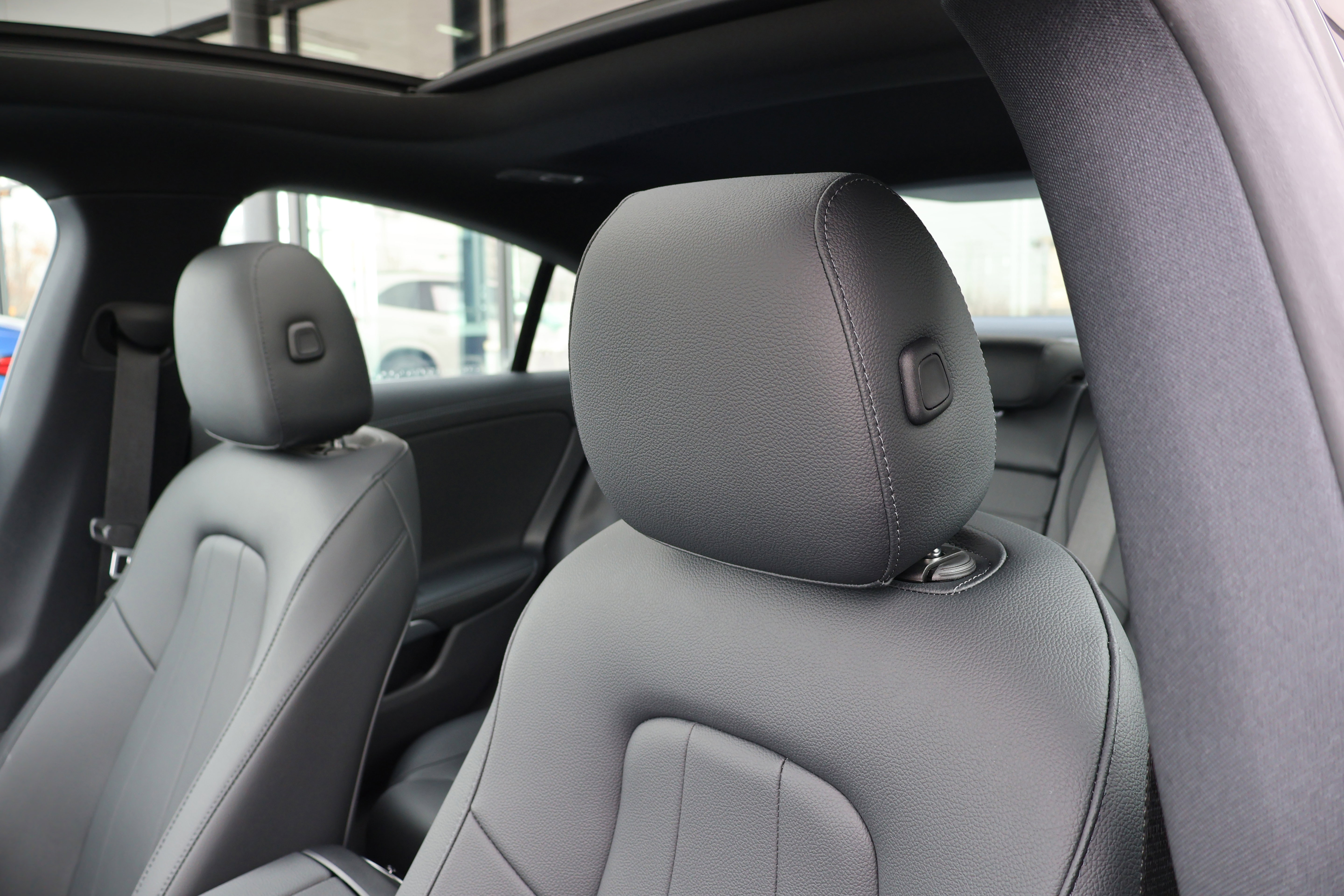 Certified 2024 Mercedes-Benz CLA 250 4MATIC image 11