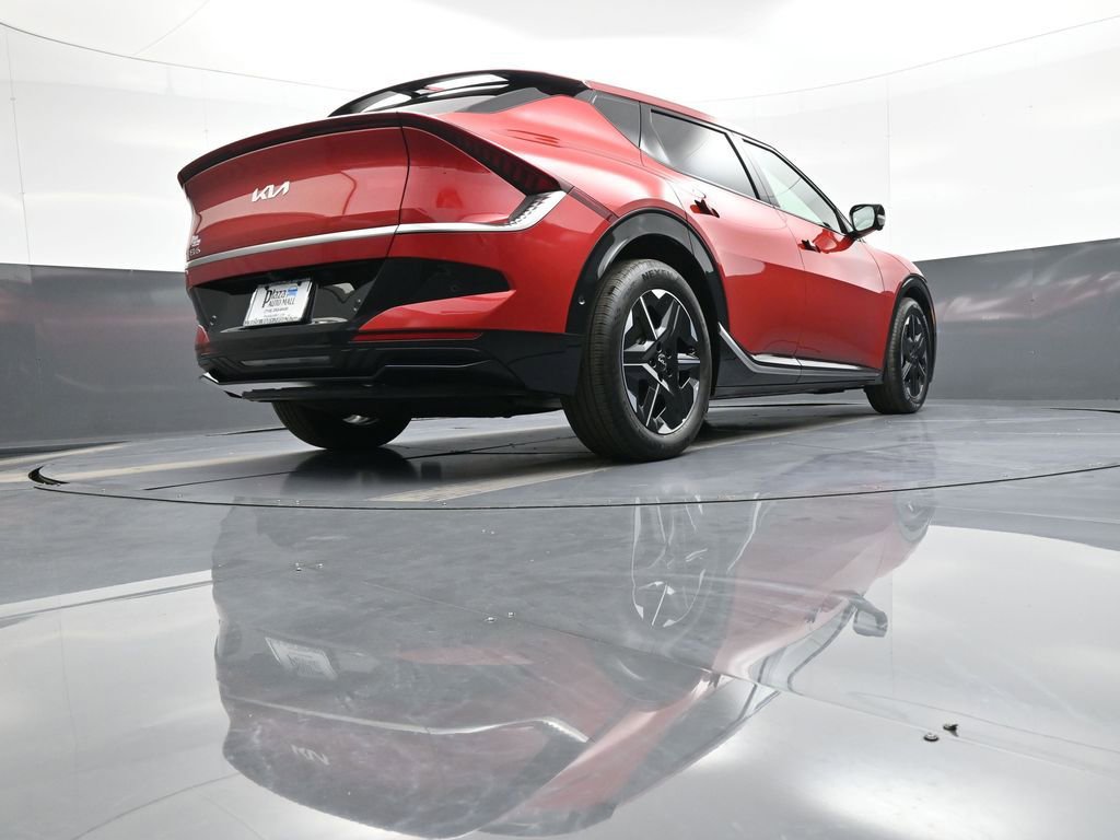 New 2025 Kia EV6 Wind image 29