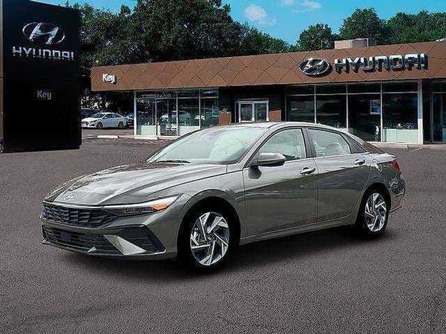 New 2026 Hyundai Elantra Limited FWD image 4