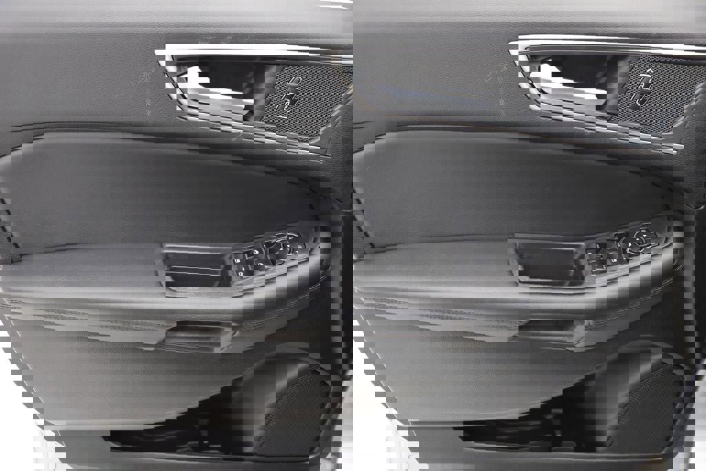 Used 2024 Ford Edge SEL image 15