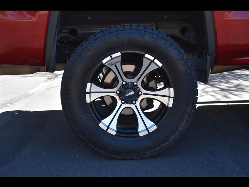 Used 2018 GMC Sierra 1500 SLT w/ Texas SLT Premium Package AWD/4WD image 36