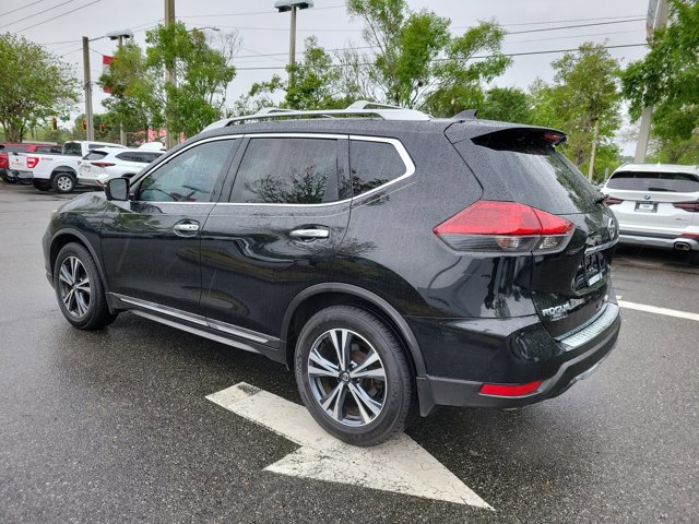 Used 2018 Nissan Rogue SL w/ Premium Package image 3
