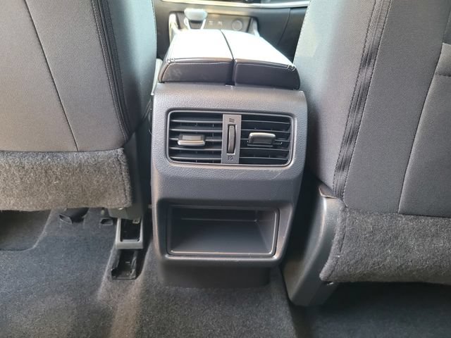 Used 2021 Nissan Rogue S FWD image 17