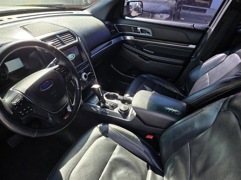 Used 2017 Ford Explorer Limited AWD/4WD image 16