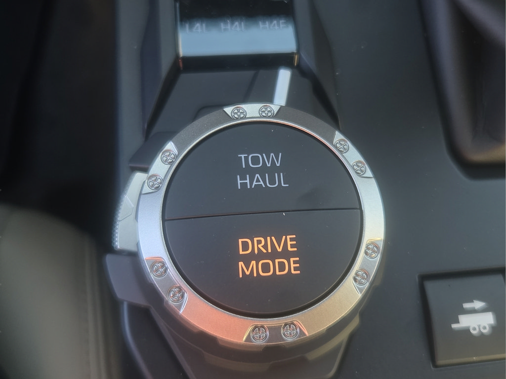 New 2026 Toyota Tacoma Limited AWD/4WD image 22