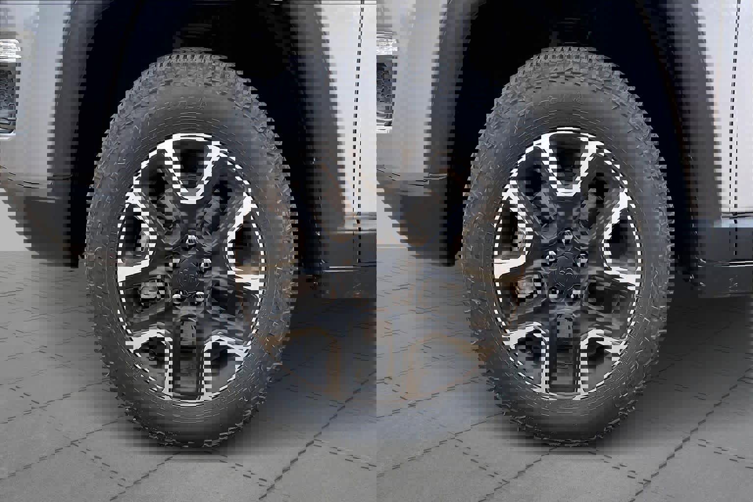 Used 2019 Jeep Compass Trailhawk image 11