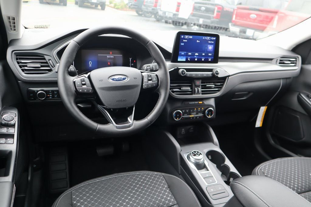 New 2026 Ford Escape Active w/ Cold Weather Package image 2