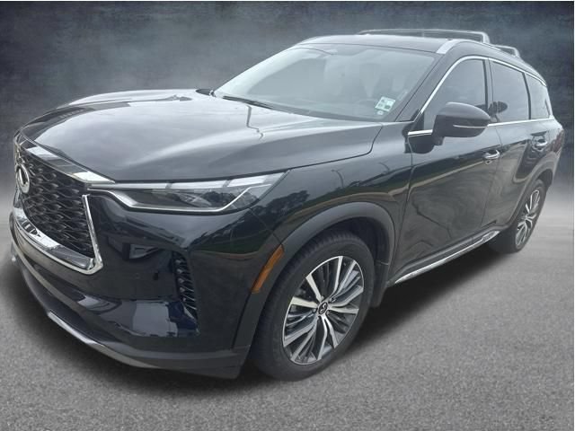 Used 2023 INFINITI QX60 Sensory w/ Cargo Package AWD/4WD image 4