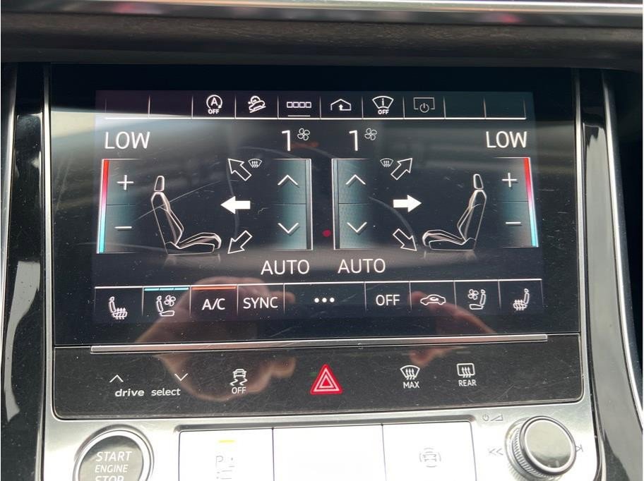 Used 2021 Audi Q7 3.0T Prestige image 16