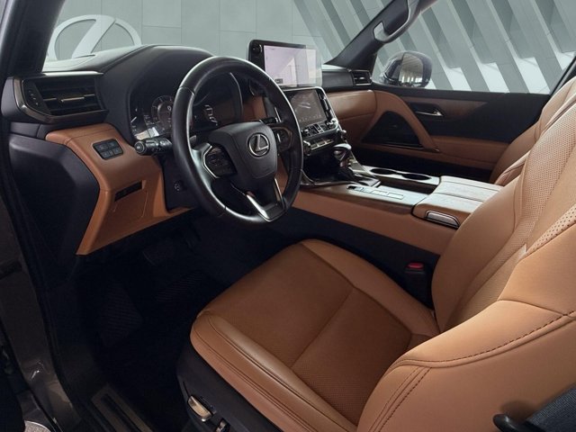 Certified 2024 Lexus LX 600 4WD w/ Interior Upgrade Package image 10