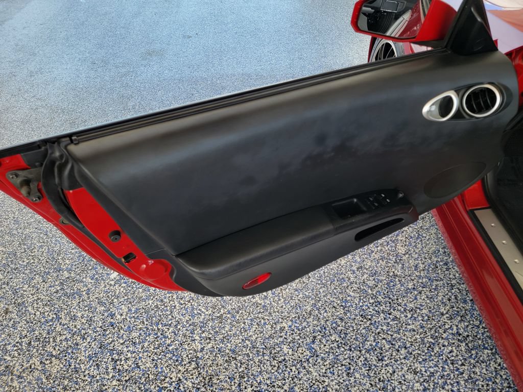 Used 2005 Nissan 350Z Touring RWD image 18