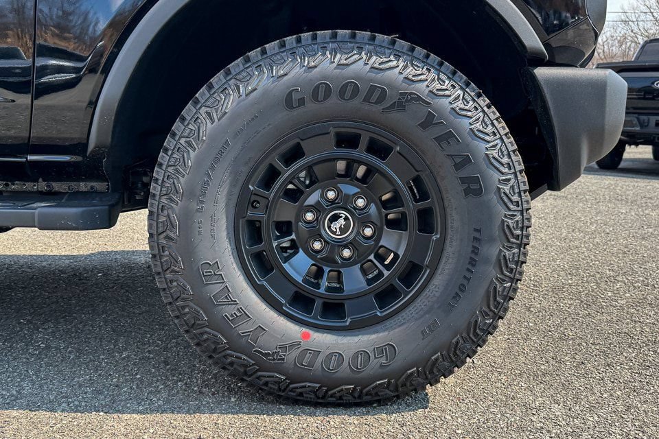 New 2026 Ford Bronco 2-Door w/ Sasquatch Package AWD/4WD image 10