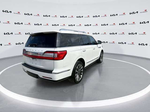 Used 2021 Lincoln Navigator Reserve w/ Luxury Package RWD image 8