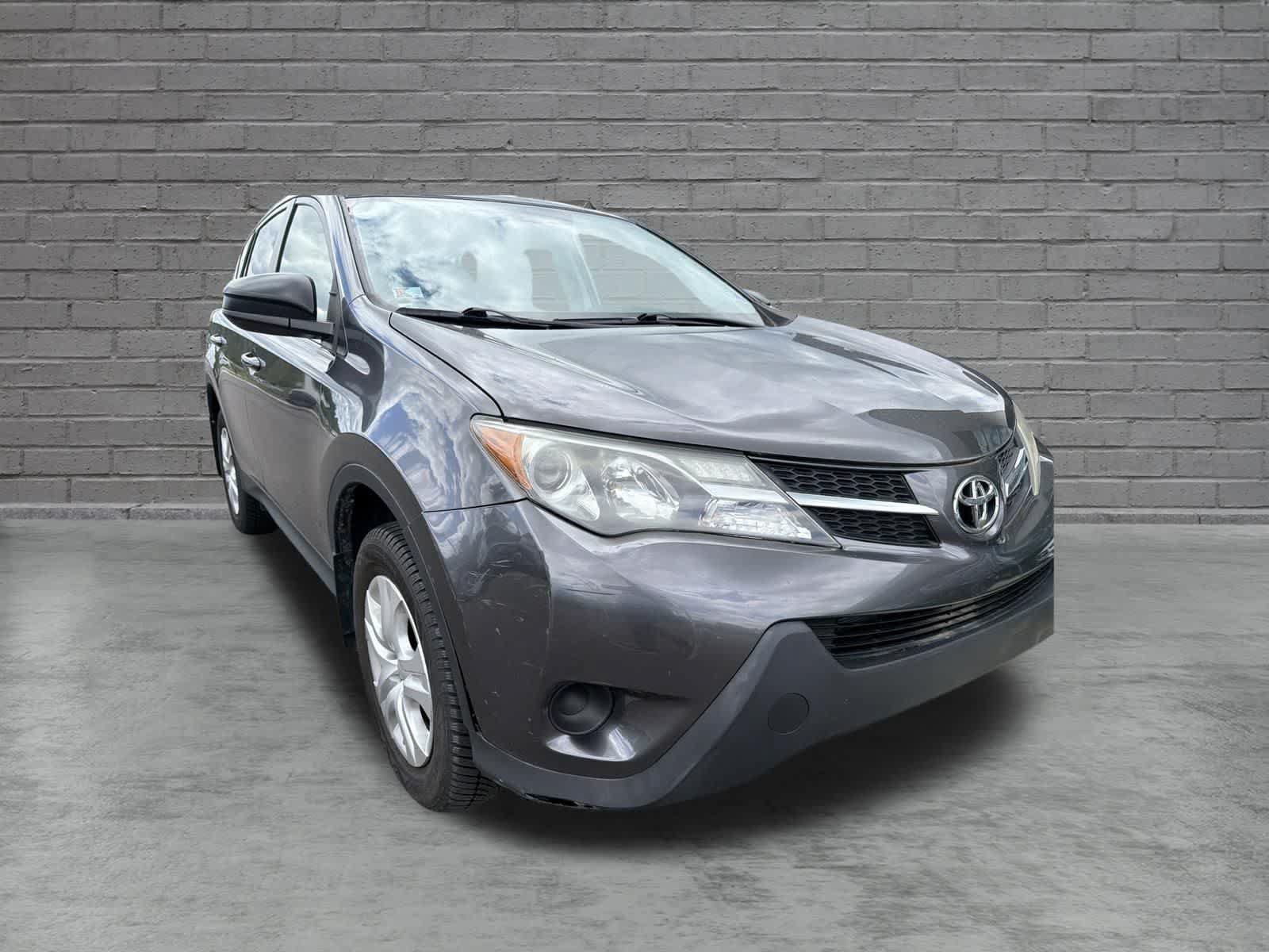 Used 2013 Toyota RAV4 LE AWD/4WD image 8
