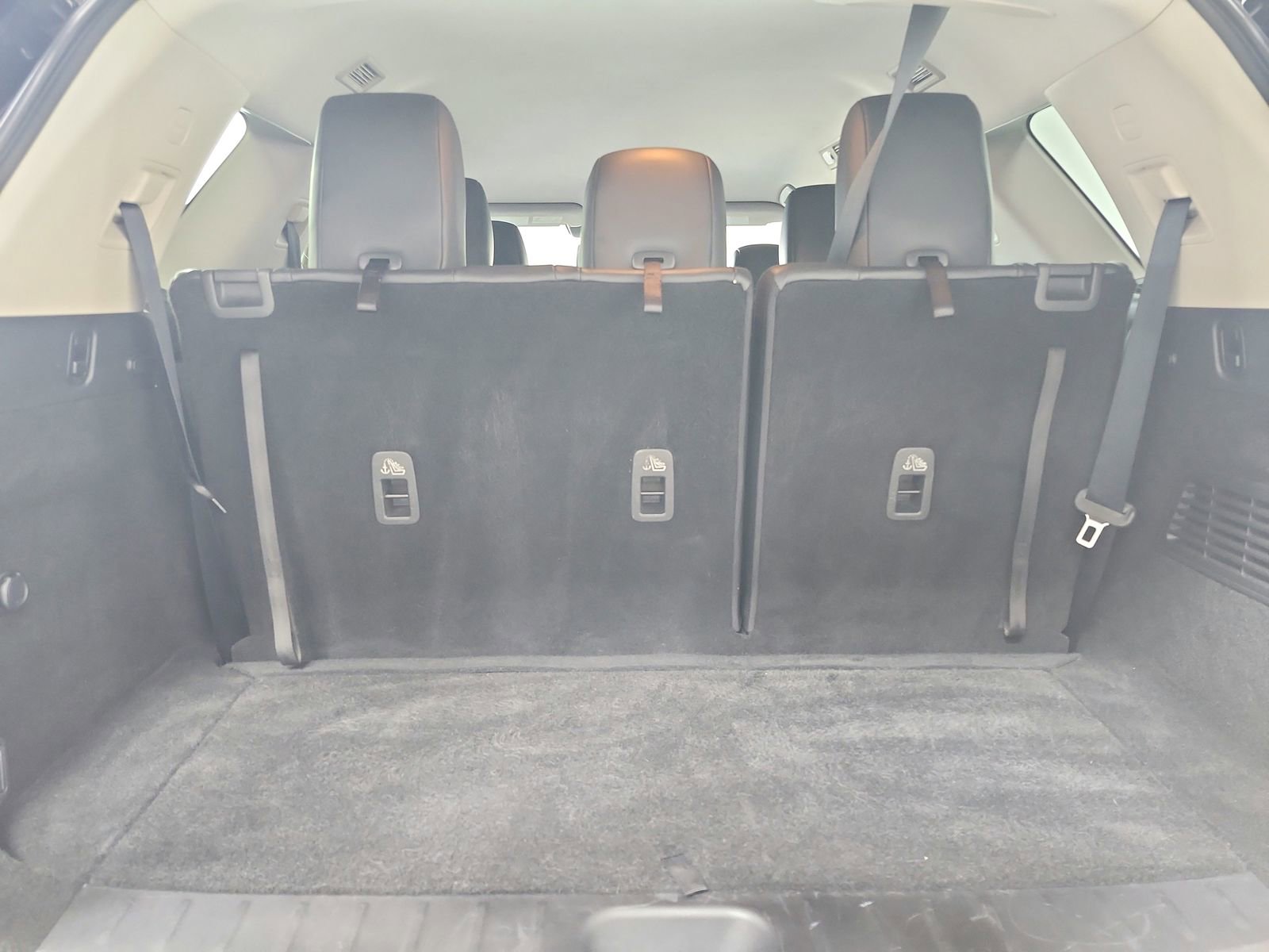 Used 2022 Nissan Pathfinder SL w/ Lighting Package (N92) image 45