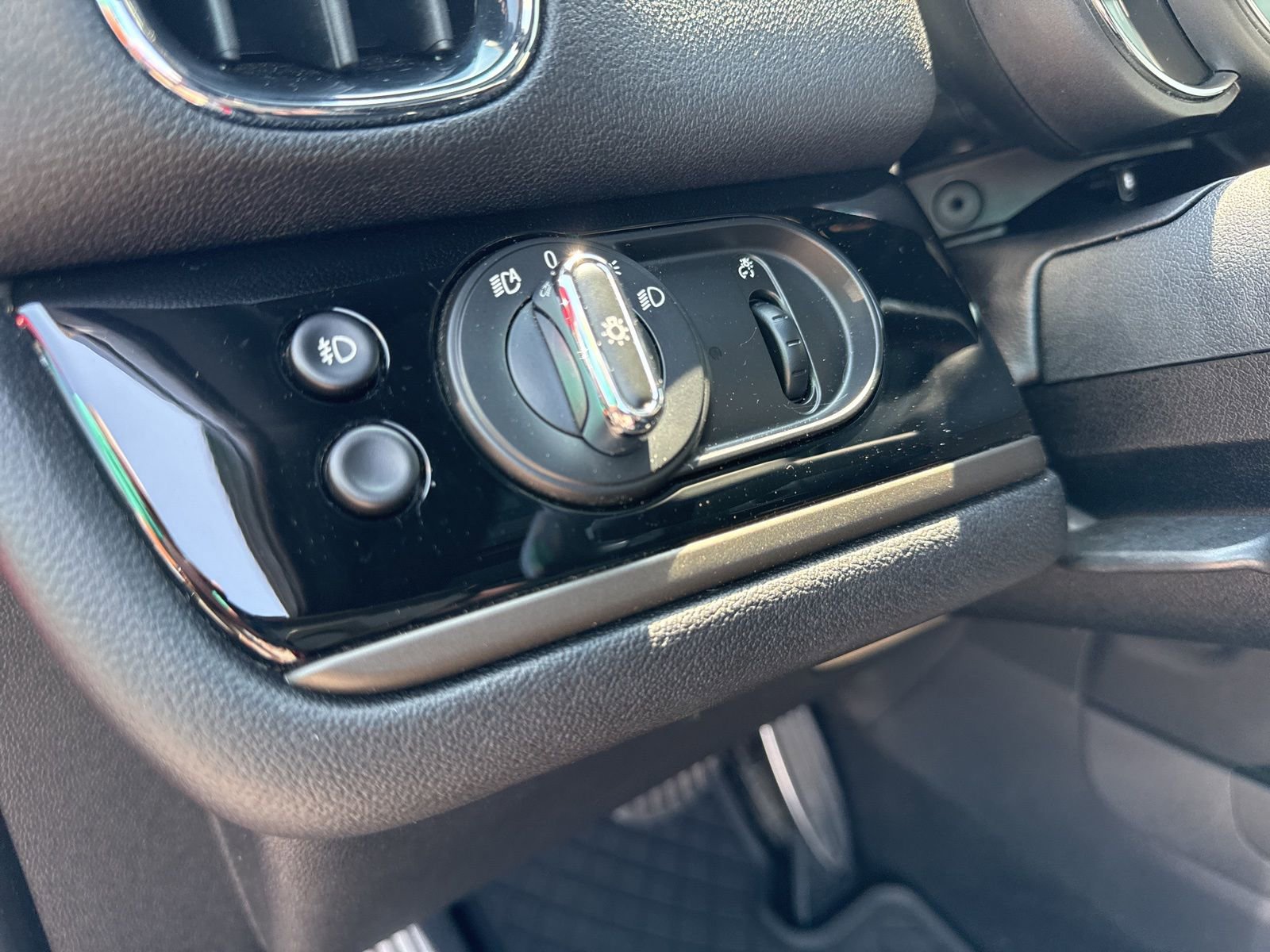 Used 2018 MINI Cooper Countryman S FWD image 19